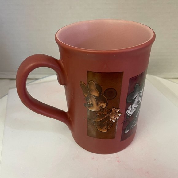 Disney Collectible Minnie Mouse Coffee Tea Mug Cup Thailand Pink 4.5" - Picture 9 of 12